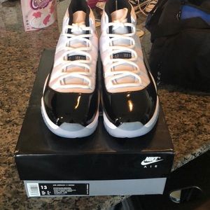 Air Jordan 11 Concords